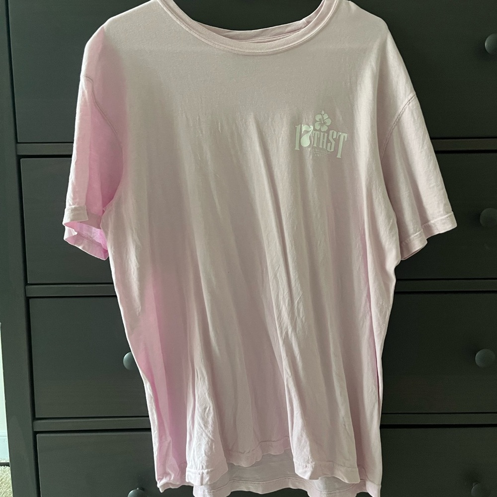 17th Street Surf Shop Tee | Large | Pink and White